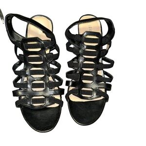 Naturalizer black strappy wedge stretch sandals size 8.5